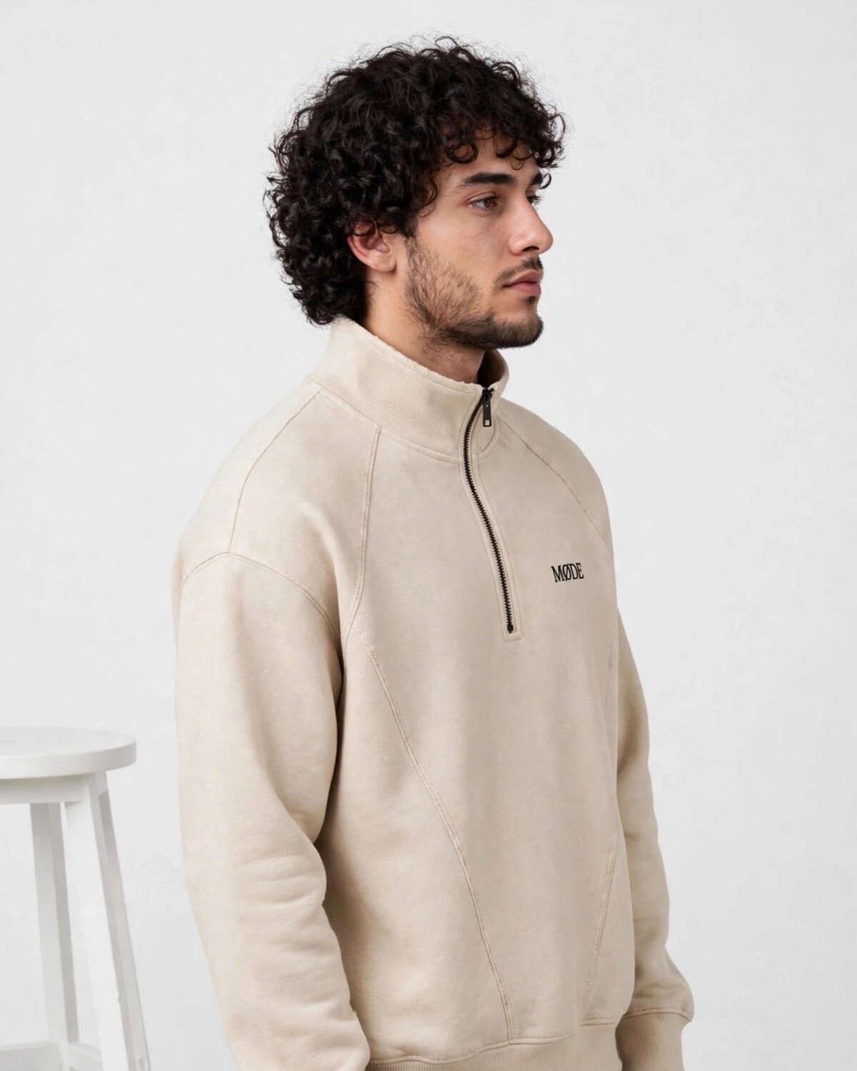 MØDE Mock Neck Zip in beige, side view — oversized unisex fit